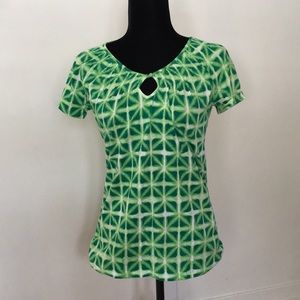 NWOT Green patterned tee